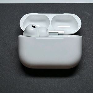 에어팟프로3 본체+왼쪽유닛 이미지