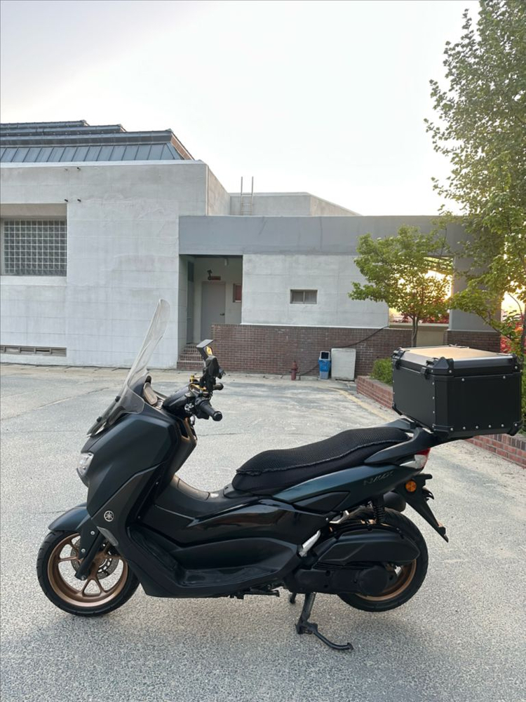 23년식 nmax155 ABS 오토바이 판매합니다 이미지