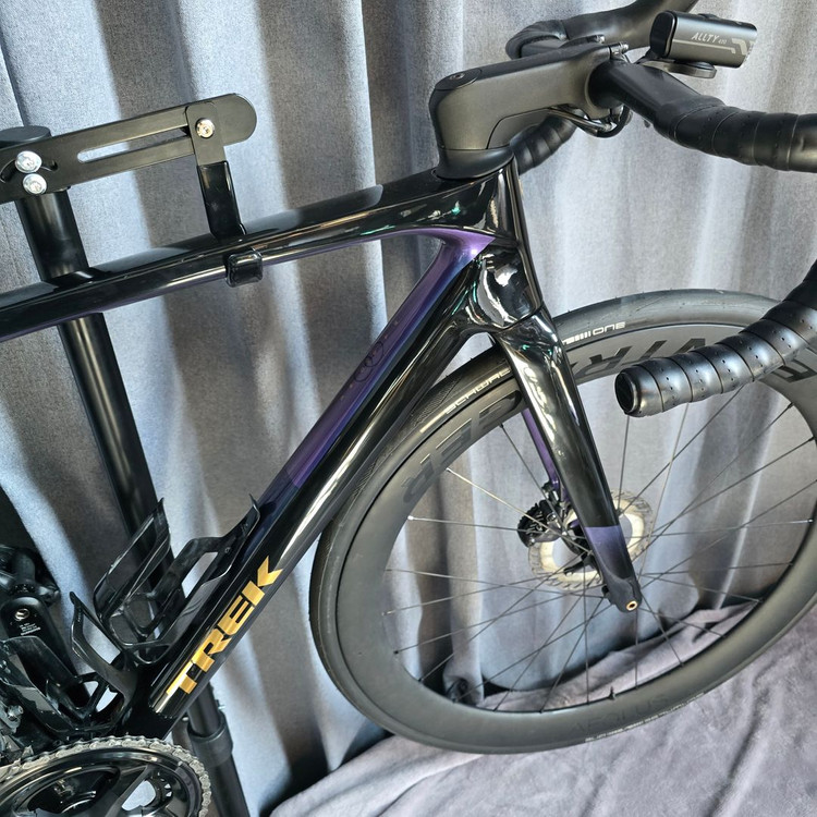 2025 트렉 마돈 sl7 8세대 풀카본 로드자전거 이미지