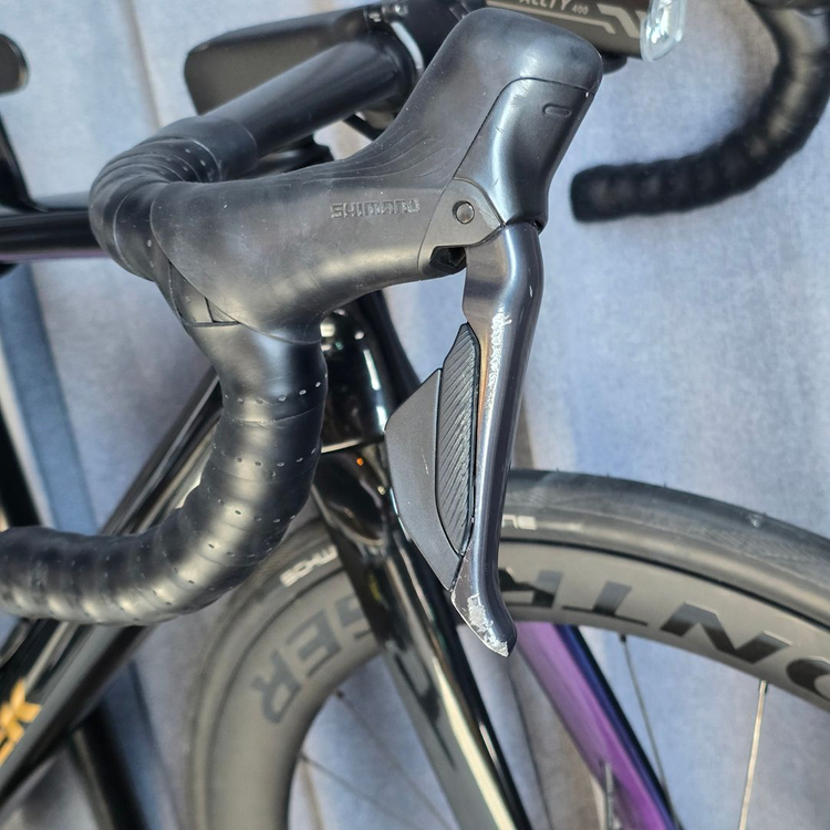 2025 트렉 마돈 sl7 8세대 풀카본 로드자전거 이미지