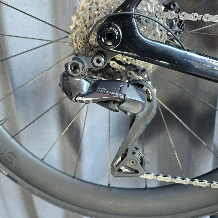 2025 트렉 마돈 sl7 8세대 풀카본 로드자전거 이미지