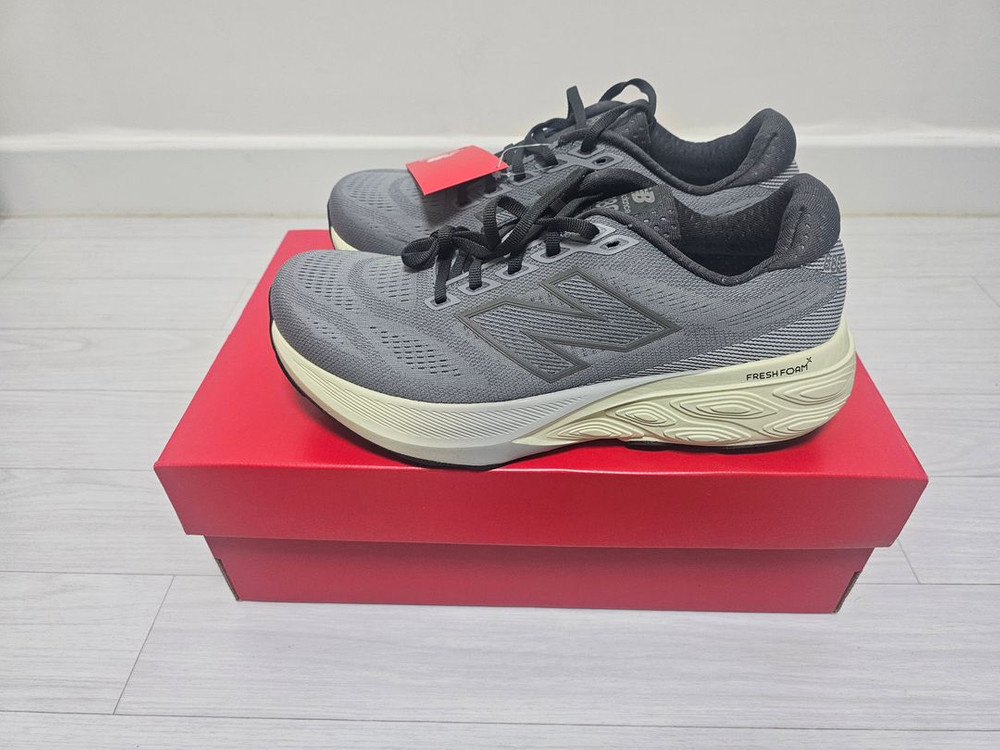 (새제품) 뉴발란스 880 v15 남성 2E, 275 사이즈 판매합니다. 이미지