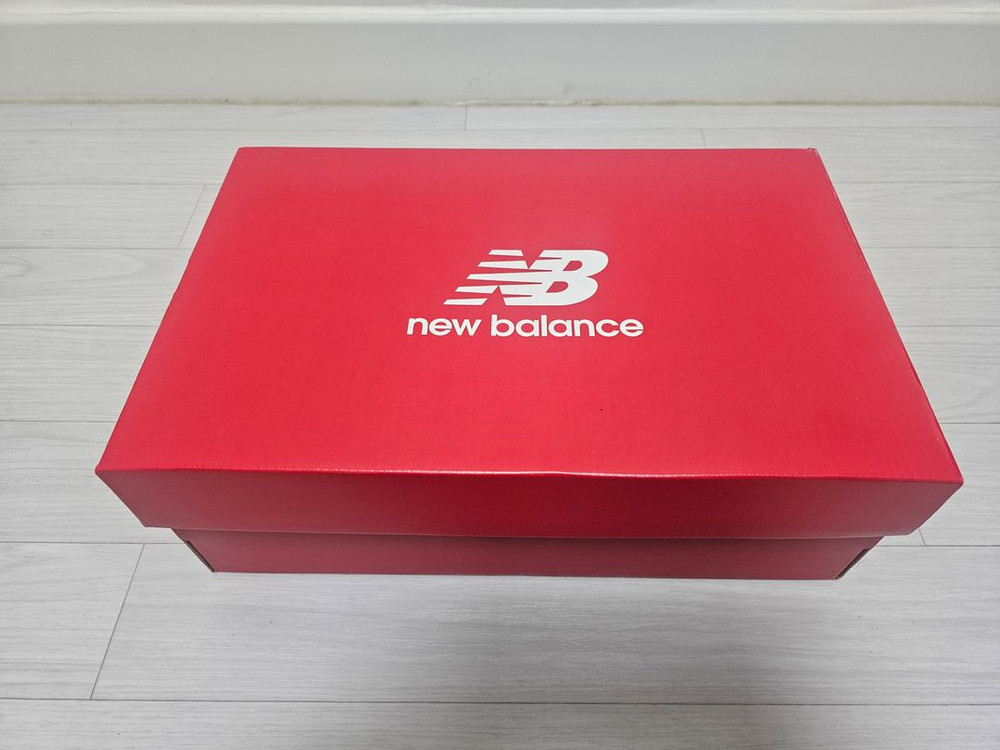 (새제품) 뉴발란스 880 v15 남성 2E, 275 사이즈 판매합니다. 이미지