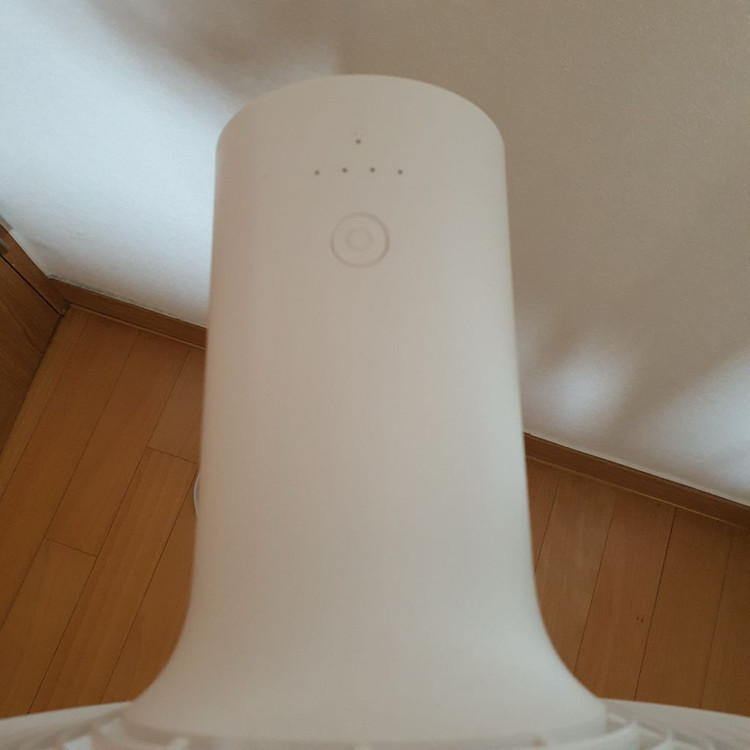 샤오미 깔끔한 디자인의 스마트미 스탠드 선풍기 2S 써큘 토네이도 서큘 써큘레이 화이트 색상 높이 조절도 가능해요구 이미지