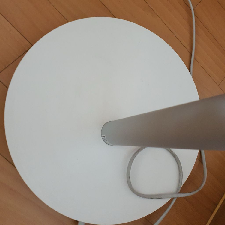 샤오미 깔끔한 디자인의 스마트미 스탠드 선풍기 2S 써큘 토네이도 서큘 써큘레이 화이트 색상 높이 조절도 가능해요구 이미지