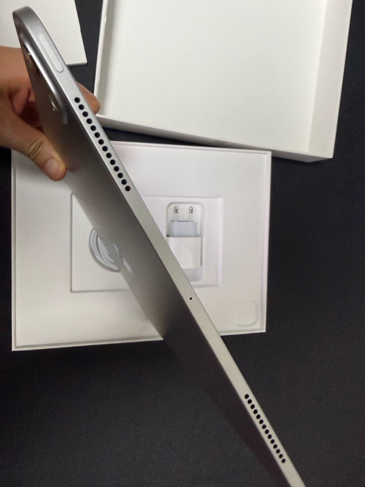 아이패드프로 13 M5 256g wifi(26년4월 최초사용/사이클 6) 이미지