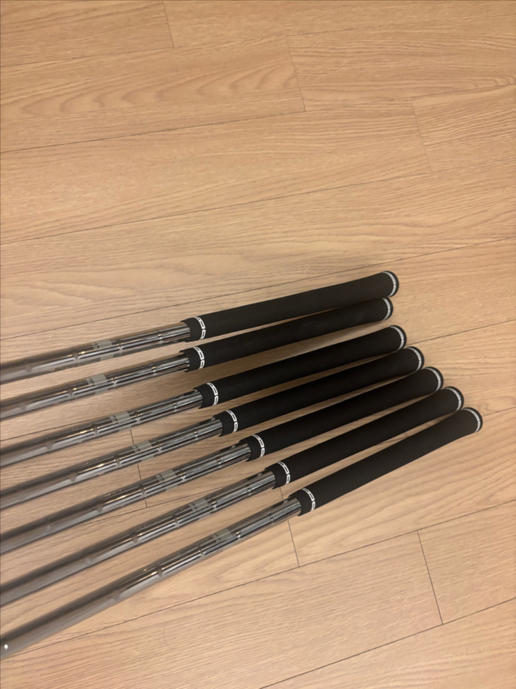 타이틀리스트 T250 4세대 최신형아이언세트 골프채 팝니다. 이미지