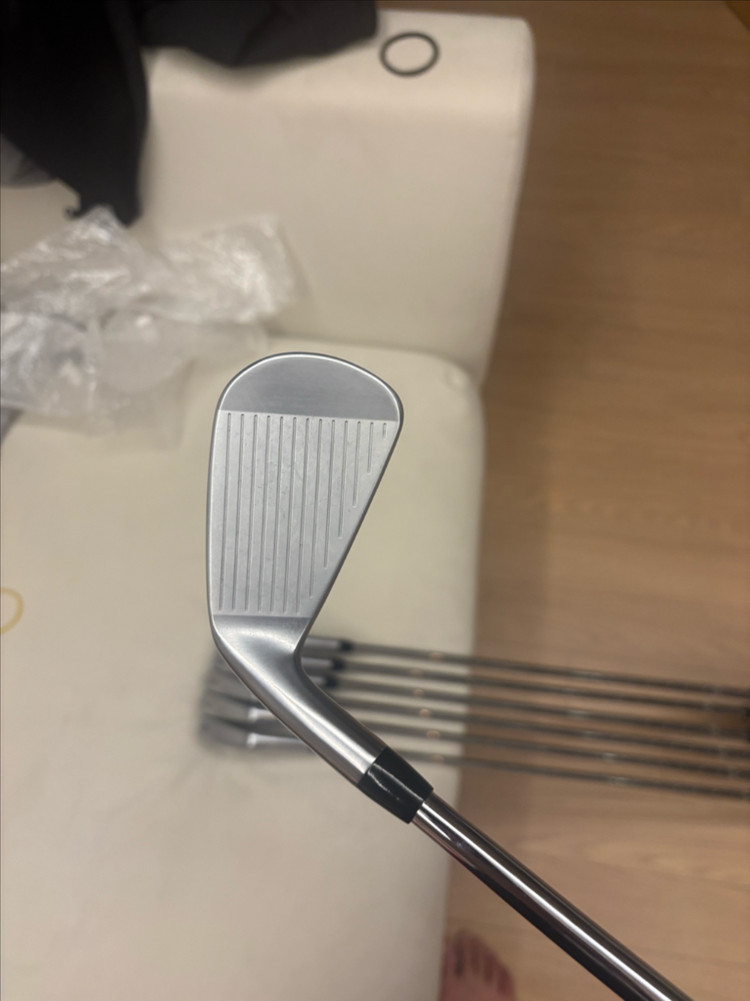 타이틀리스트 T250 4세대 최신형아이언세트 골프채 팝니다. 이미지