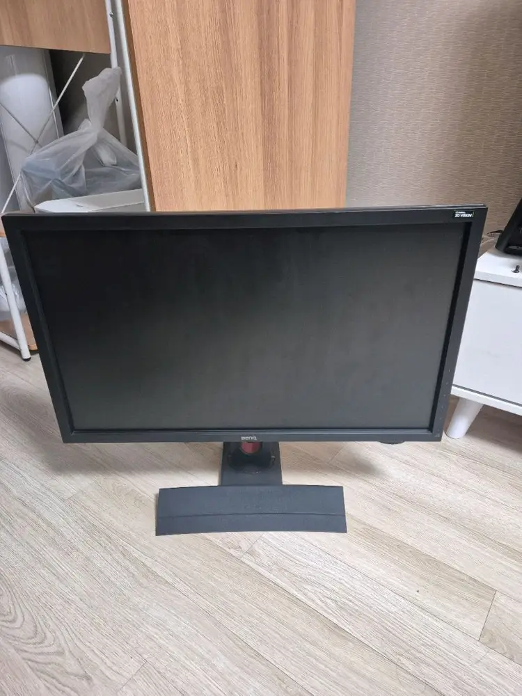 벤큐 XL2720 모니터(커버 및 스위치포함) 이미지