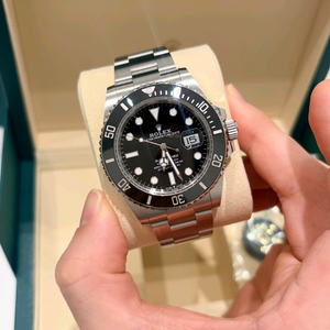 26년 4월 롤렉스 서브마리너 데이트 이미지