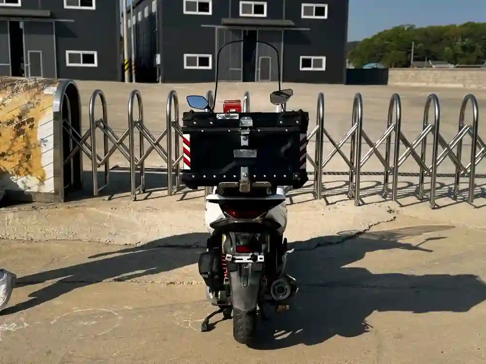 혼다PCX125/20년식/6만키로/120만원/배달세팅 이미지