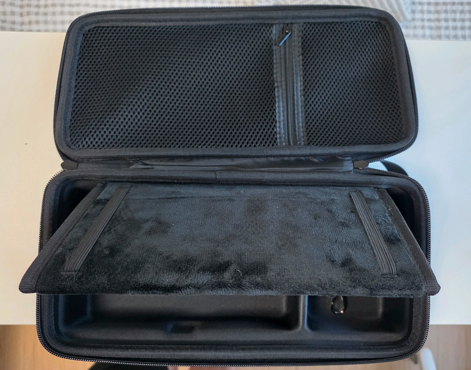 닌텐도 스위치2 올인원 가방 케이스 블랙 이미지