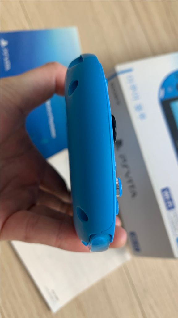 상태 A급 소니 PS Vita 2세대 비타2세대 아쿠아 블루 팝니다. 이미지