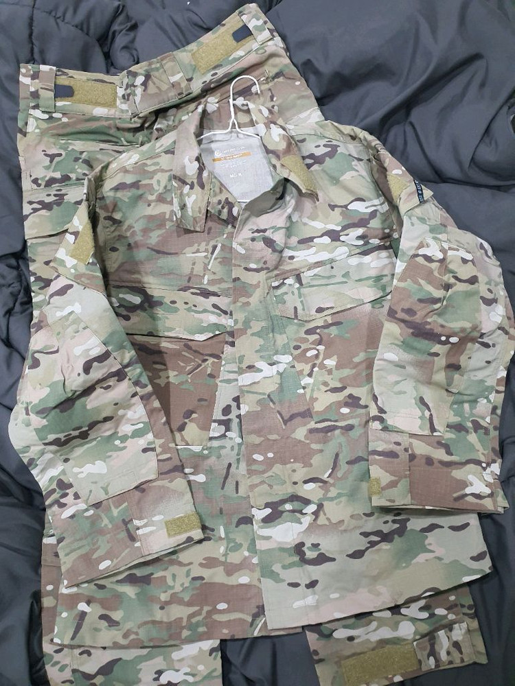 크라이프리시전 멀티캠 전투복 이미지