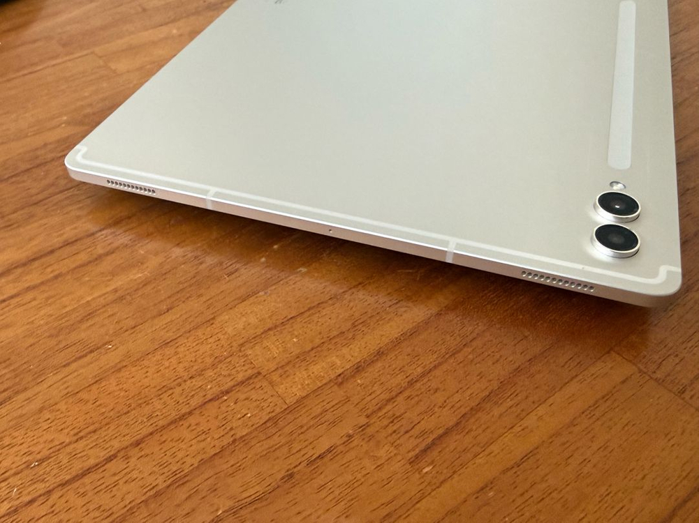 갤럭시탭 S9 울트라 512G S급 베이지 + 케이스 판매 이미지