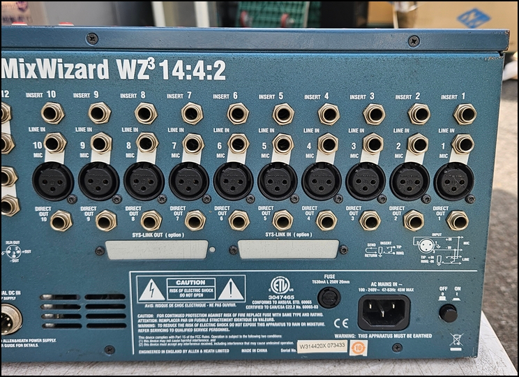 알렌헤스 (Allen & Heath) MixWizard WZ3 14:4:2 중고 아날로그 믹서 이미지