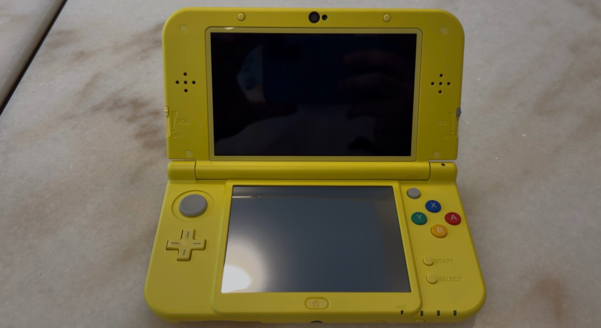 휴대용 게임기 피카츄 에디션 닌텐도 3ds LL 이미지