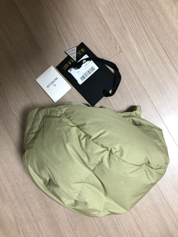몽클레어 샌디 자켓 연두색 숏패딩 (새상품) 이미지