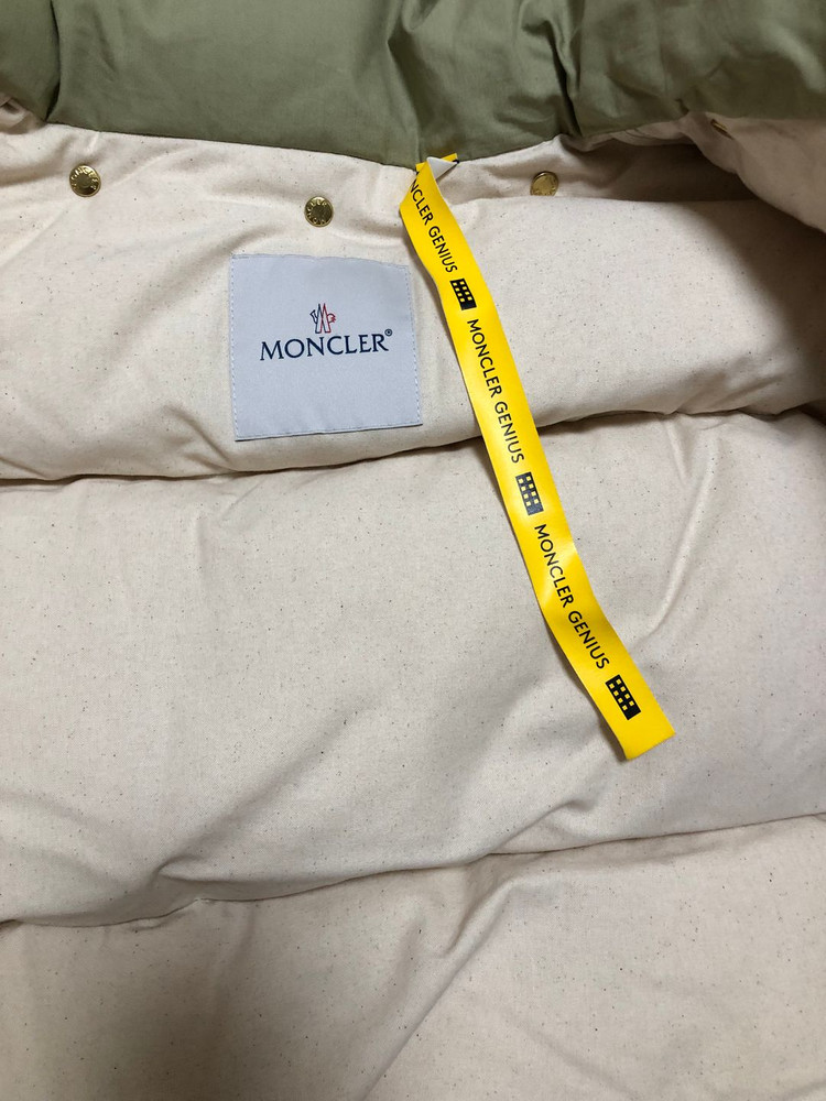 몽클레어 샌디 자켓 연두색 숏패딩 (새상품) 이미지