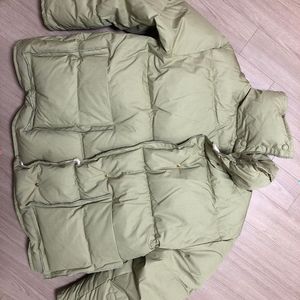 몽클레어 샌디 자켓 연두색 숏패딩 (새상품) 이미지