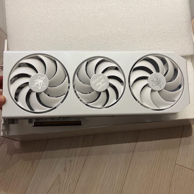 PowerColor 파워칼라 RX 9070XT 헬하운드 화이트 대원씨티에스 파워컬러 이미지