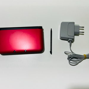 닌텐도 3DS XL 레드 + 정품충전기 판매 (포켓몬 뱅크 포함) 이미지