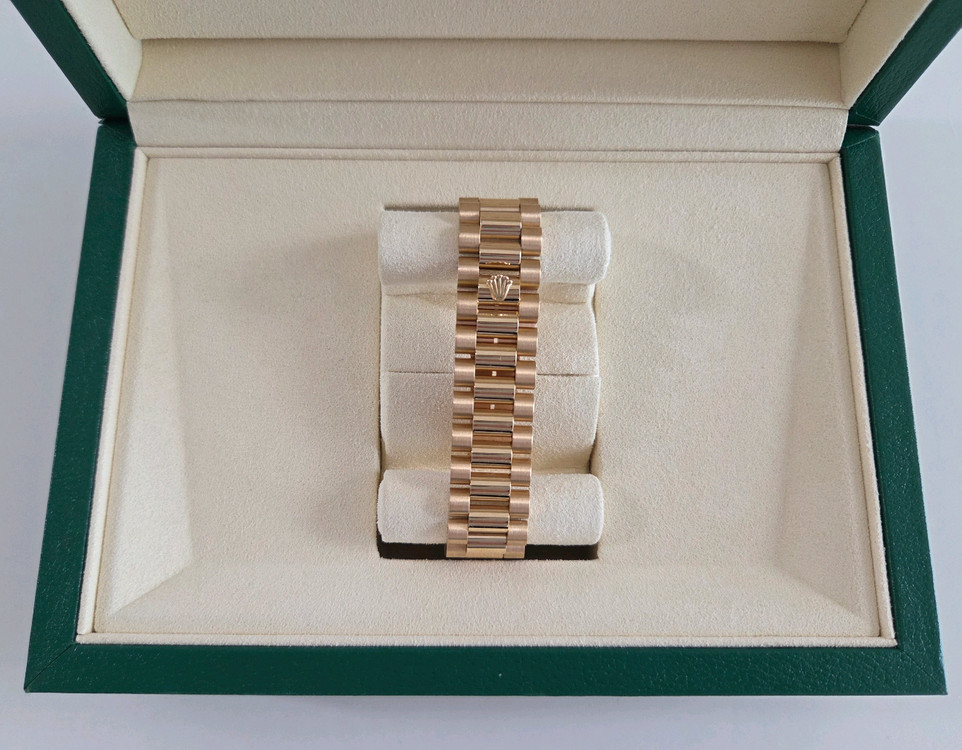 롤렉스 데이데이트 18238 금통 판맷잡니다 이미지