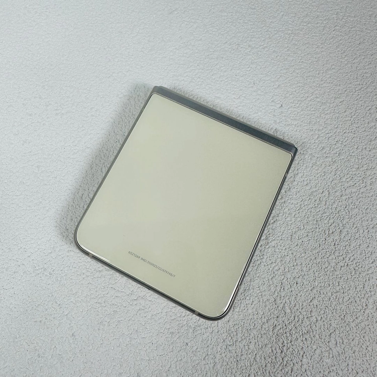 갤럭시Z플립3 크림색상 무잔상 256G 판매합니다 이미지