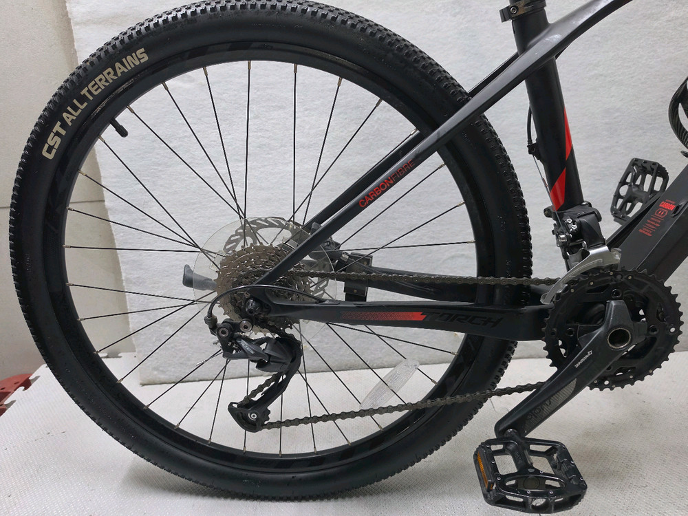 사바 폴카본 MTB 자전거 블랙/레드 27. 5인치 입니다 이미지