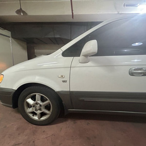 트라제XG 2005년 114,000Km 9인승 이미지