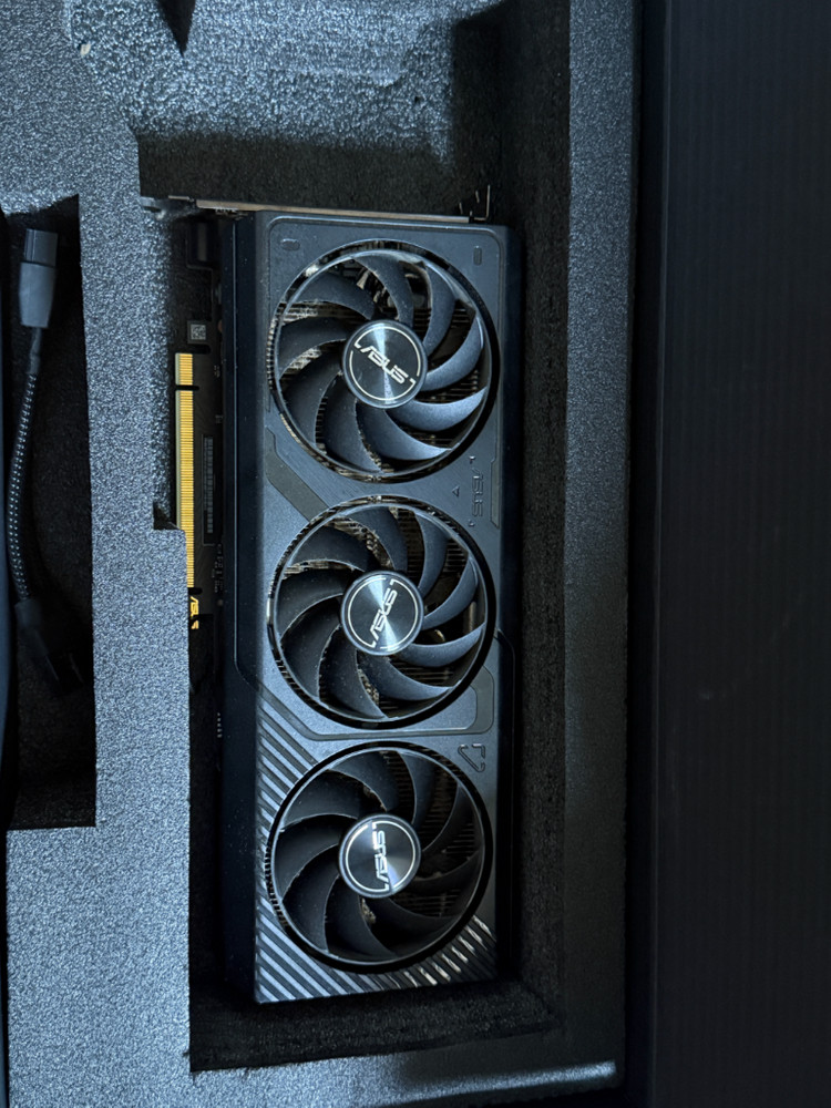 ASUS PRIME 지포스 RTX 4070 SUPER O12G OC D6X 12GB 이미지