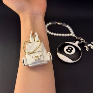 인형 미니 샤넬 가죽백팩(화이트) 이미지