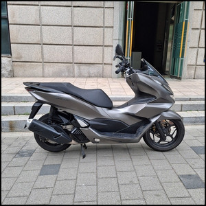 PCX125 23년식 매트그레이 엔진컨디션 최상 / 바로운행가능 이미지