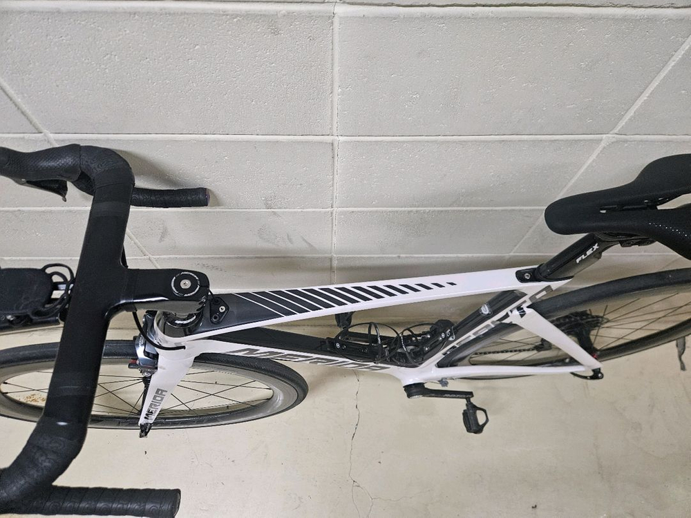 메리다 리엑토 LTD 카본 로드 이미지