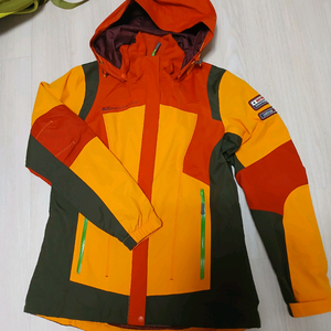 여성 스키복 자켓 이미지