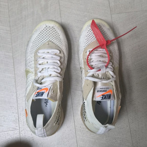 나이키 오프화이트 베이퍼맥스 이미지