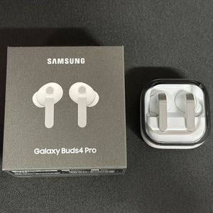 버즈4 프로 화이트 이미지