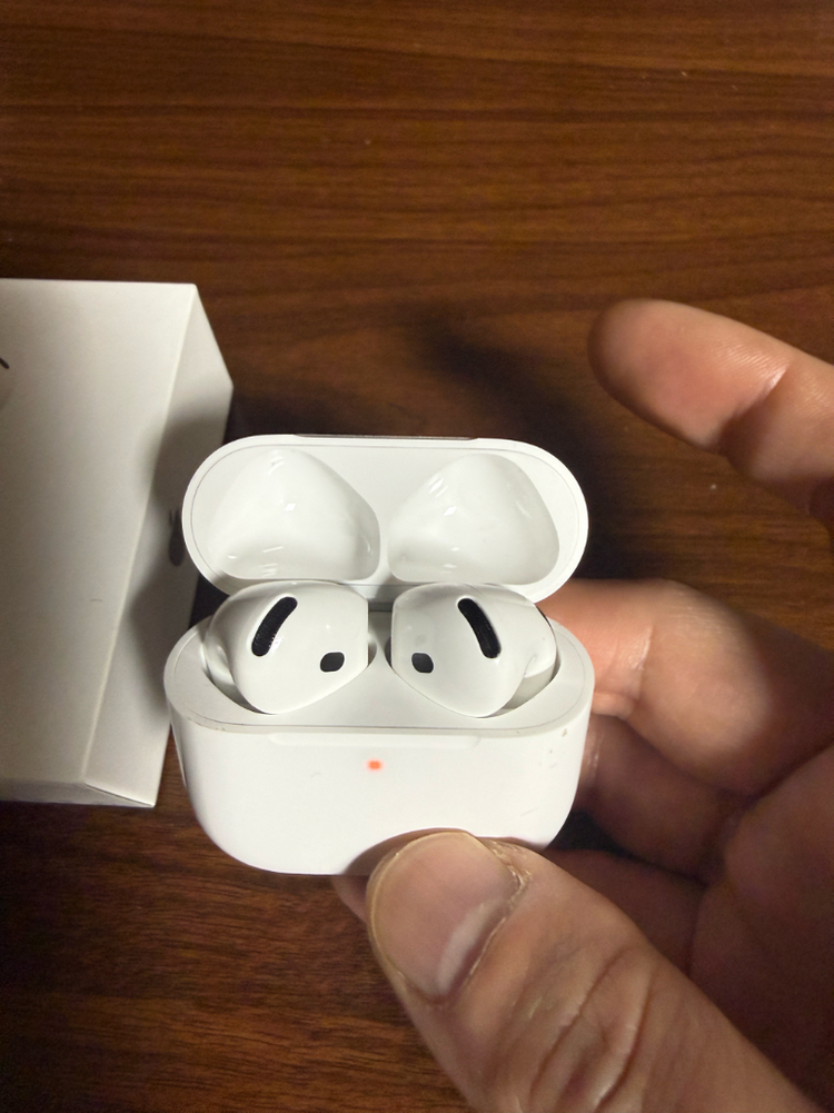 apple airpod 4세대 에어팟 4세대 노이즈캔슬링 팝니다 이미지