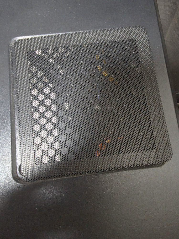 사무용 컴퓨터 데스크탑 간단한 게임용 PC 업무용 PC 주식용 컴퓨터 이미지