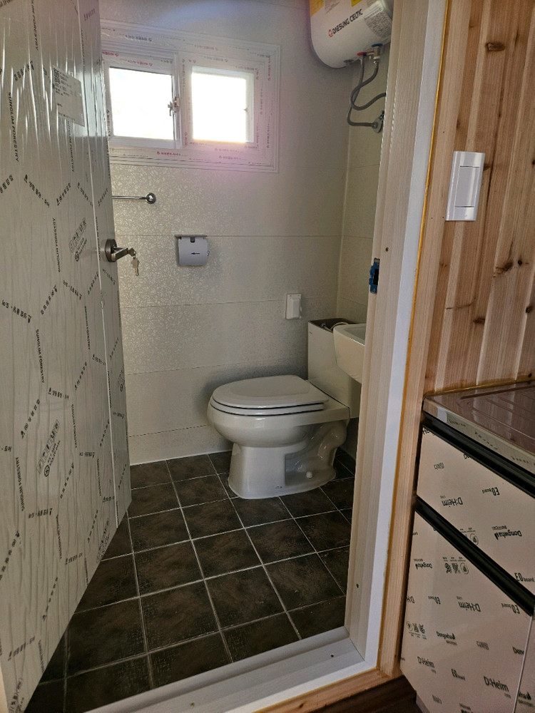 고급 3*6 농막, 체류형쉼터, 이동식주택, 컨테이너 950만원 이미지