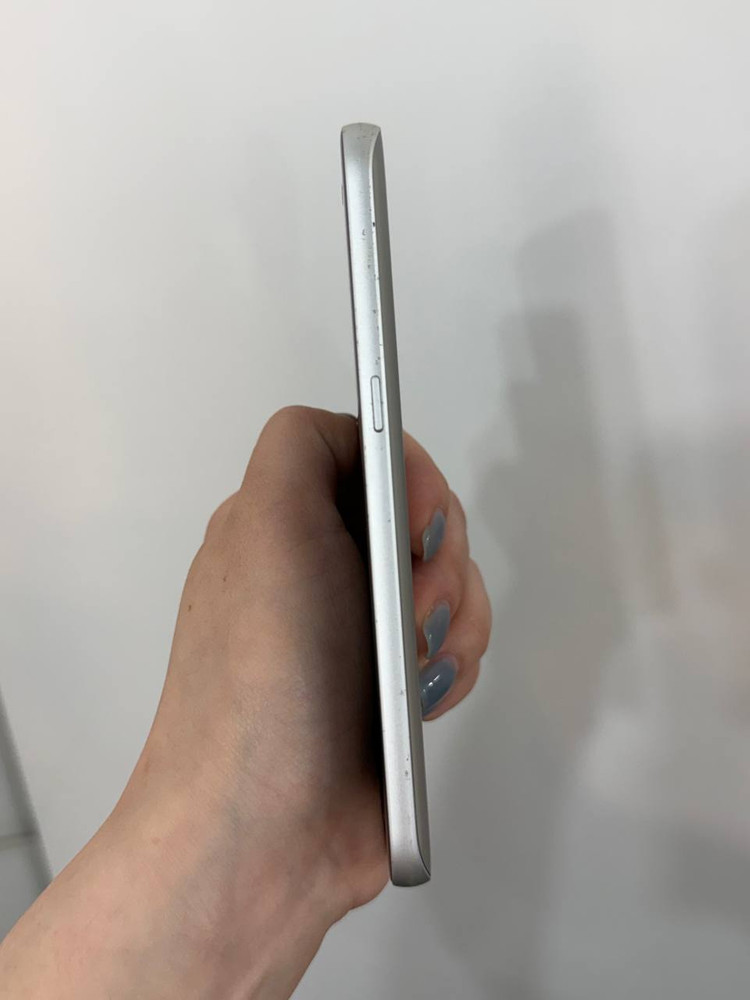 갤럭시S7 실버 32GB Y1745 이미지