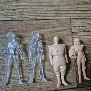 키라 야마토 및 건담 파일럿 피규어 이미지