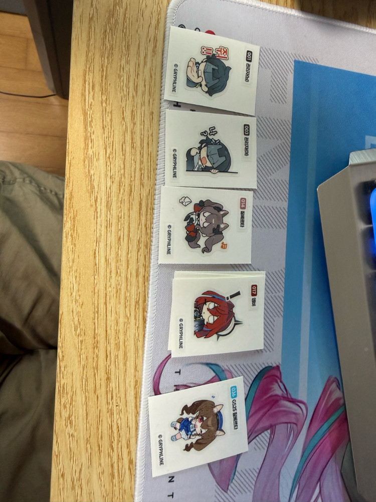 엔드필드 및 명조 띠부씰 교환합니다 (상품 추가되면 수정 계속합니다) 이미지