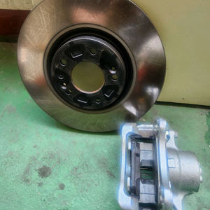 그랜져IG브레이크 디스크 캘리퍼 세트 이미지