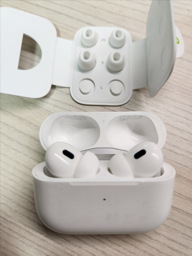 에어팟 프로 2세대 이미지