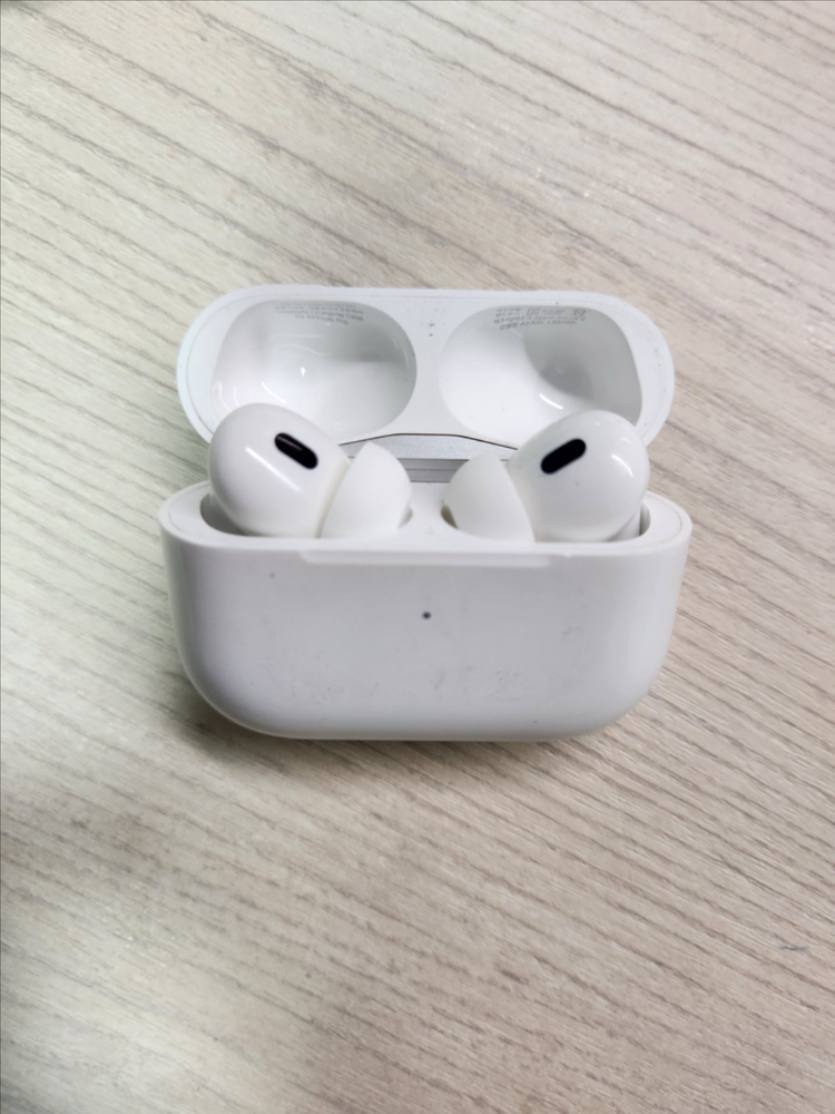 에어팟 프로 2세대 이미지