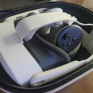 오큘러스 메타퀘스트3s 128GB 이미지