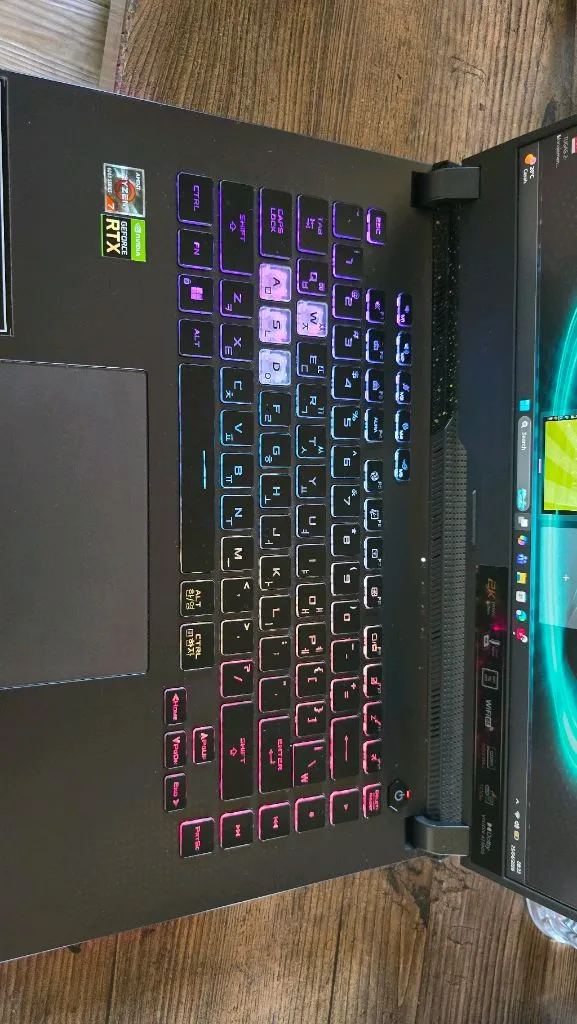 RTX 3060 게이밍 노트북 이미지