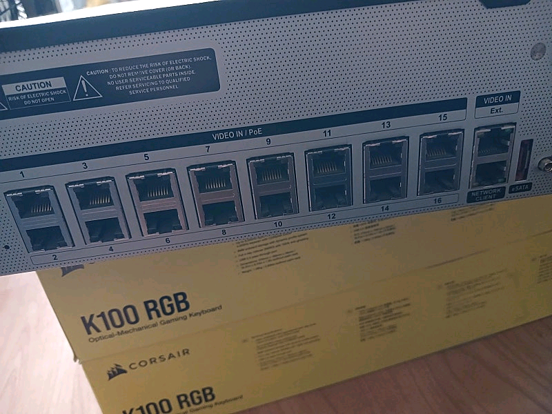 IDIS 아이디스 DIR-1641 16채널 네트워크 IP 녹화기 16 PoE NVR CCTV 녹화기 이미지