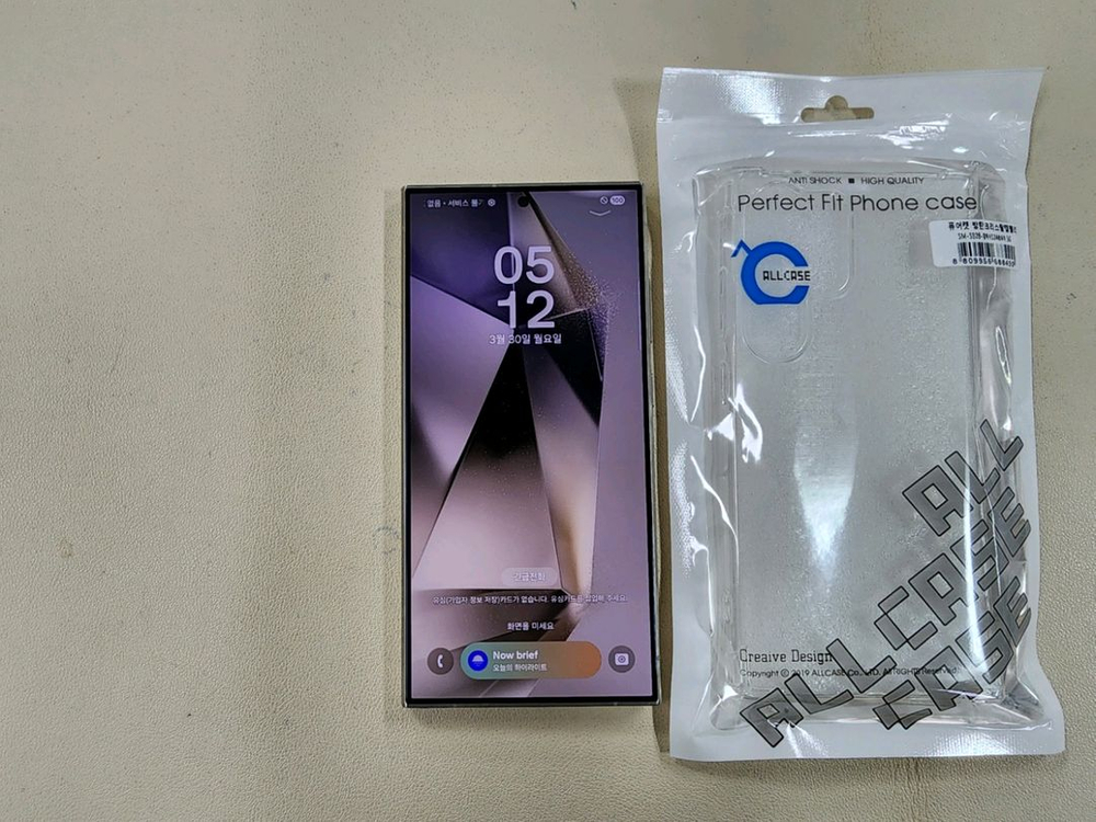 갤럭시s24울트라 256G 무잔상 상태굿 ^^ 이미지